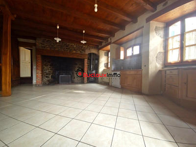 Maison - 190 m² - 6 pièces