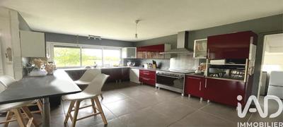 Maison - 175 m² - 7 pièces