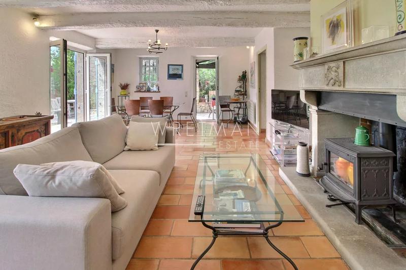 Villa - 177 m² - 6 pièces