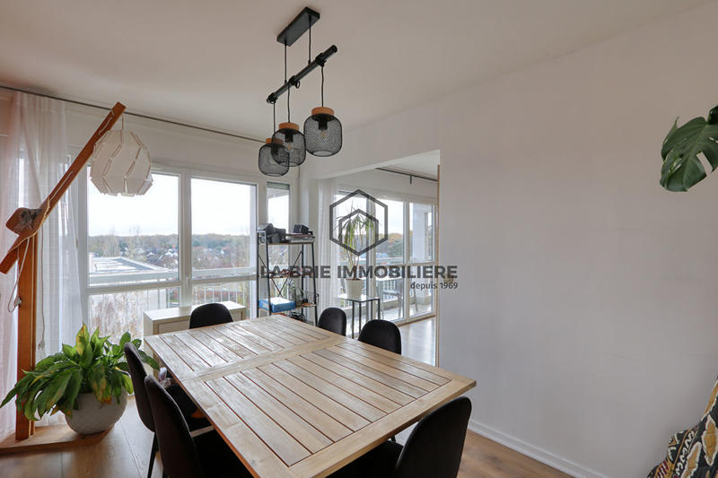 Appartement - 77 m² - 4 pièces