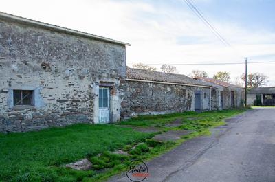 Maison ancienne - 249 m² - 4 pièces