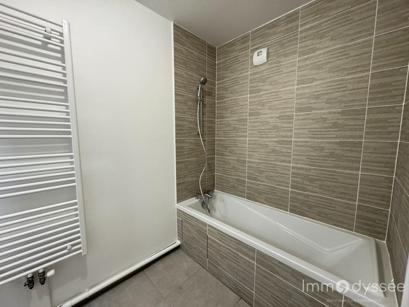 Appartement - 67 m² - 3 pièces