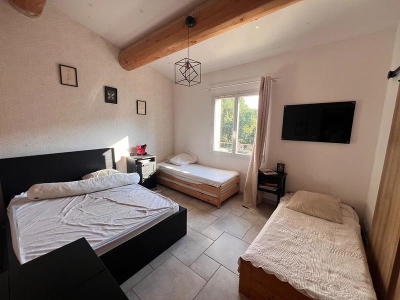 Villa - 269 m² - 8 pièces