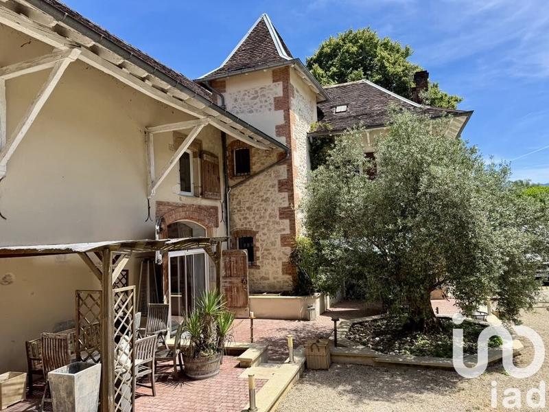 Maison - 450 m² - 10 pièces