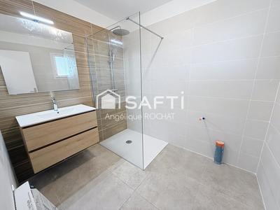 Maison - 82 m² - 3 pièces