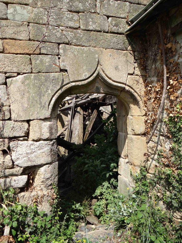 Propriété - 250 m² - 8 pièces