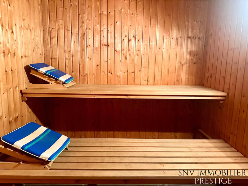 Château - 876 m² - 18 pièces