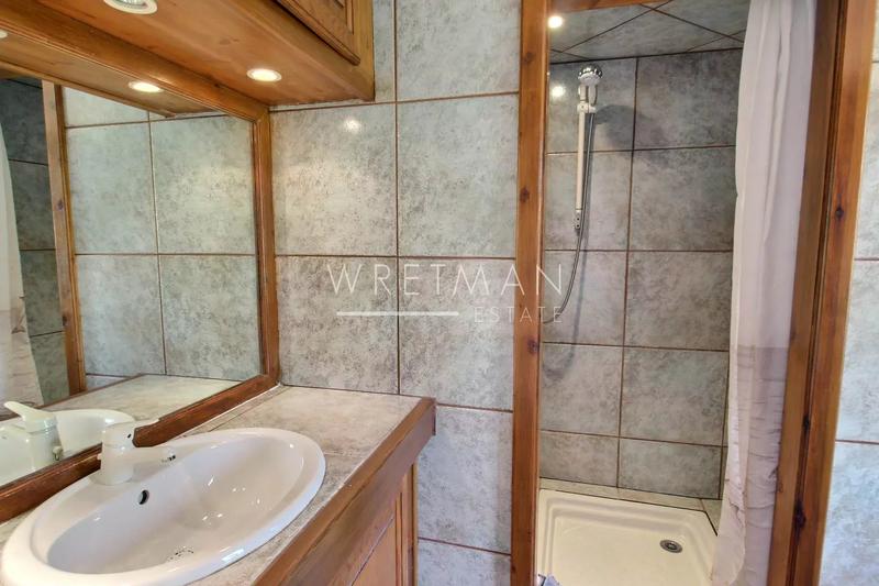 Villa - 201 m² - 6 pièces