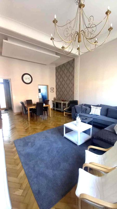 Appartement - 100 m² - 3 pièces