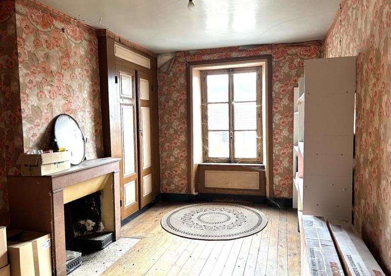 Maison - 180 m² - 7 pièces