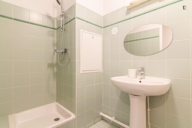 Chambre - 13 m² - 5 pièces