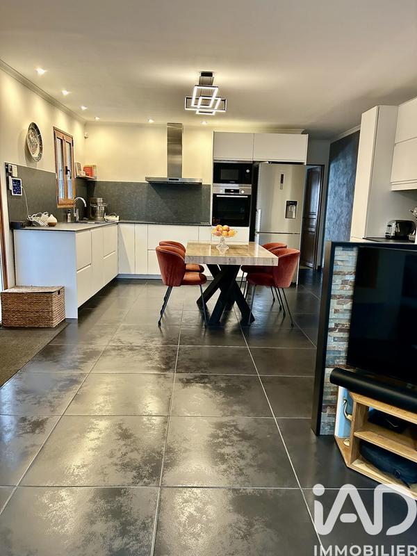 Maison - 110 m² - 6 pièces