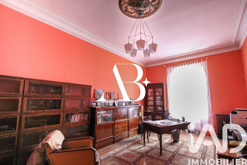 Maison - 291 m² - 8 pièces