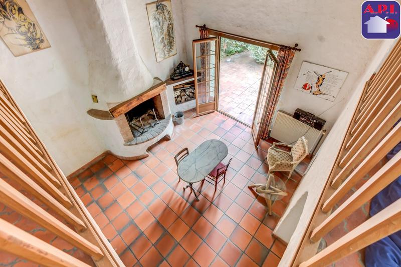 Maison - 216 m² - 7 pièces