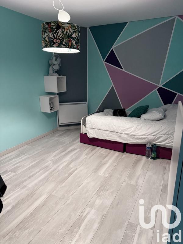 Maison - 277 m² - 7 pièces