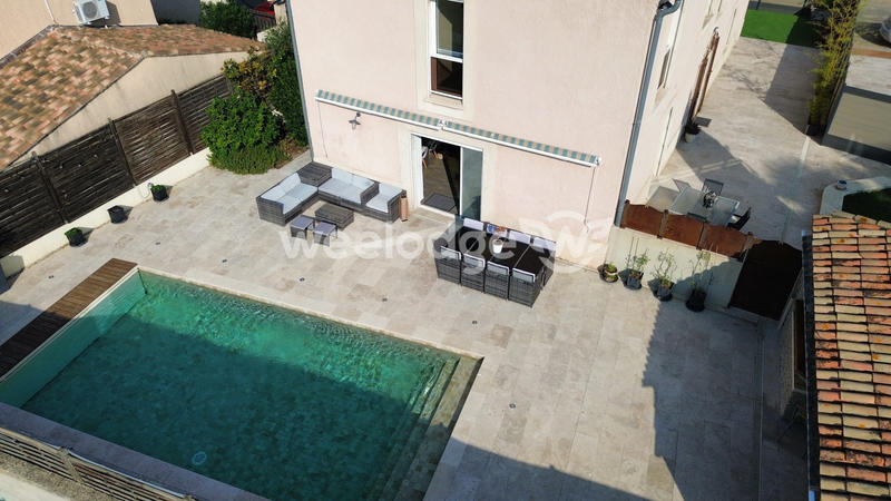 Maison - 200 m² - 5 pièces