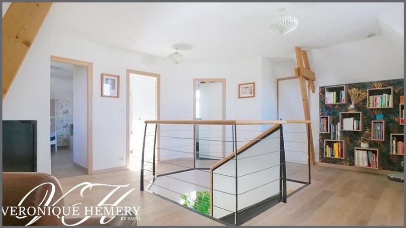 Maison - 180 m² - 5 pièces