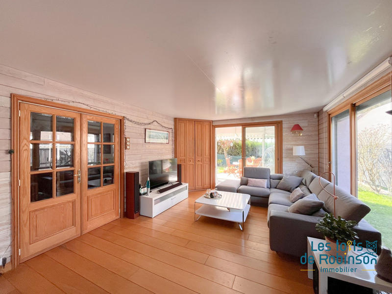 Maison - 184 m² - 7 pièces