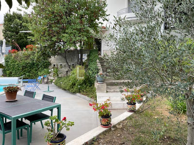 Maison - 170 m² - 7 pièces