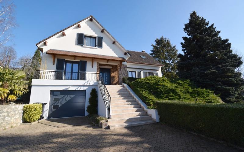 Maison - 150 m² - 5 pièces