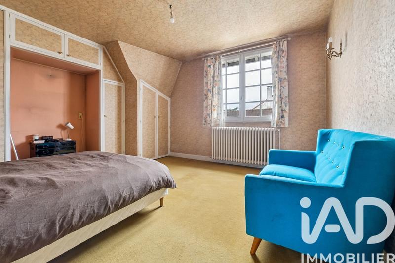 Maison - 195 m² - 8 pièces