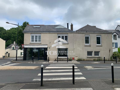 Local commercial - 358 m²