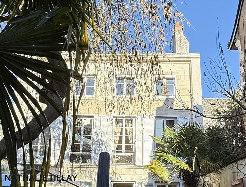Maison bourgeoise - 260 m² - 9 pièces