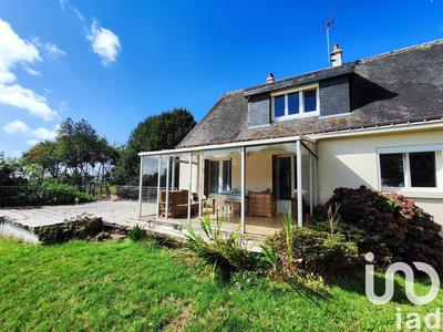 Maison - 95 m² - 6 pièces