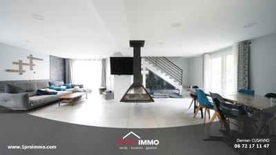 Maison - 185 m² - 6 pièces