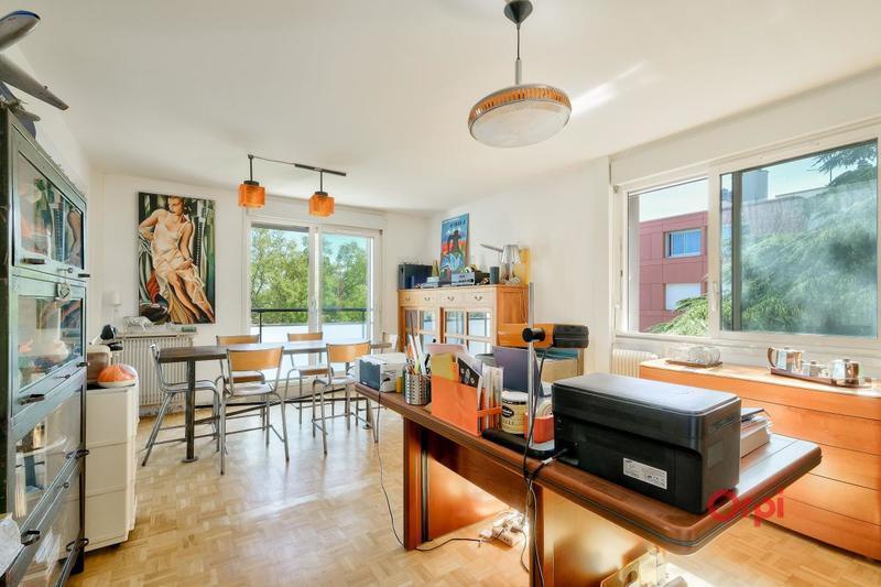 Appartement - 93 m² - 4 pièces