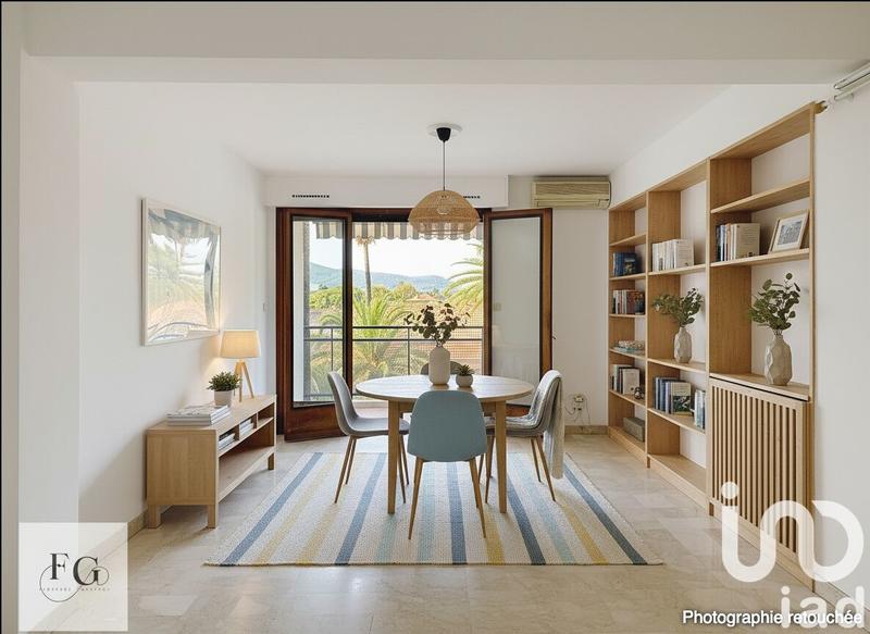 Appartement - 64 m² - 2 pièces