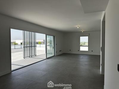 Appartement - 132 m² - 4 pièces