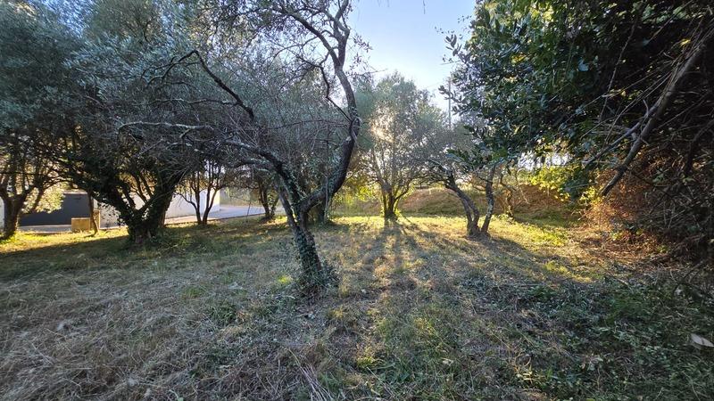 Terrain constructible - 401 m²