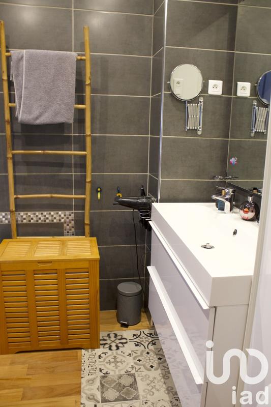 Maison - 98 m² - 6 pièces