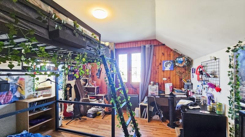 Maison - 103 m² - 4 pièces