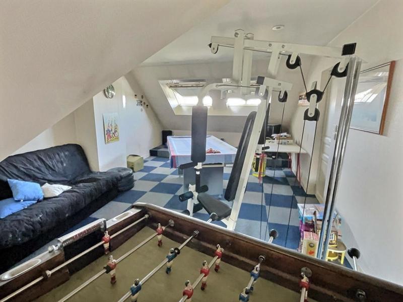 Maison - 212 m² - 8 pièces