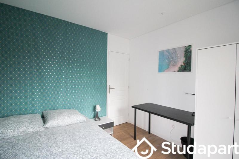 Chambre - 11 m² - 1 pièce