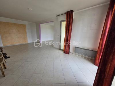 Appartement - 84 m² - 3 pièces