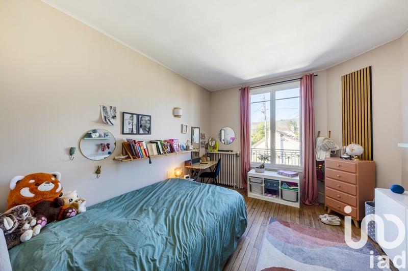 Maison - 137 m² - 8 pièces