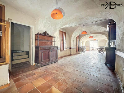 Local commercial - 113 m² - 1 pièce