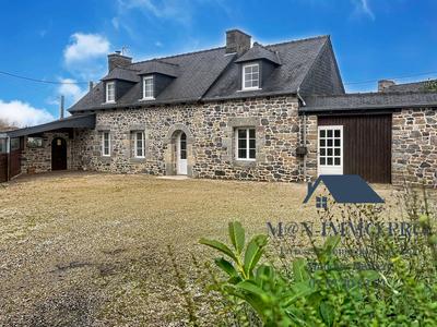 Maison ancienne - 102 m² - 6 pièces