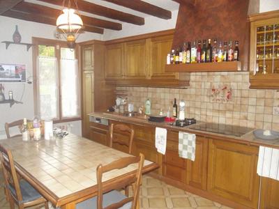 Maison - 268 m² - 8 pièces