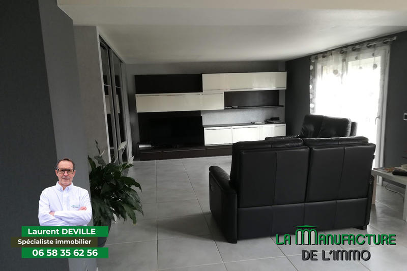 Maison - 121 m² - 5 pièces