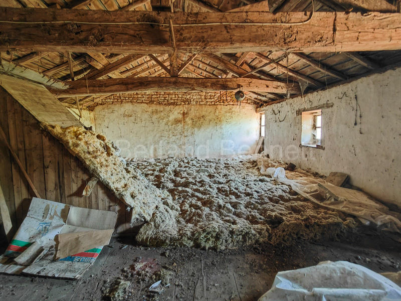 Maison en pierre - 95 m² - 3 pièces