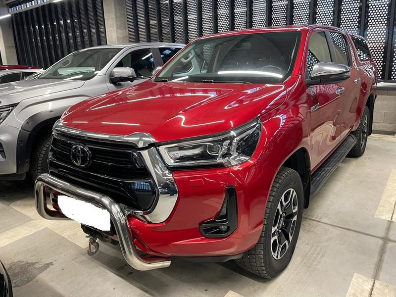 Toyota Hilux IV 4wd 2.8 d-4d 204 Double Cabine Invincible