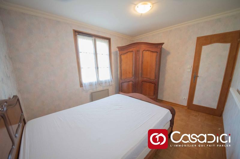 Maison - 187 m² - 6 pièces