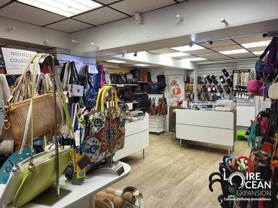 Fonds de commerce - Local commercial - 47 m²