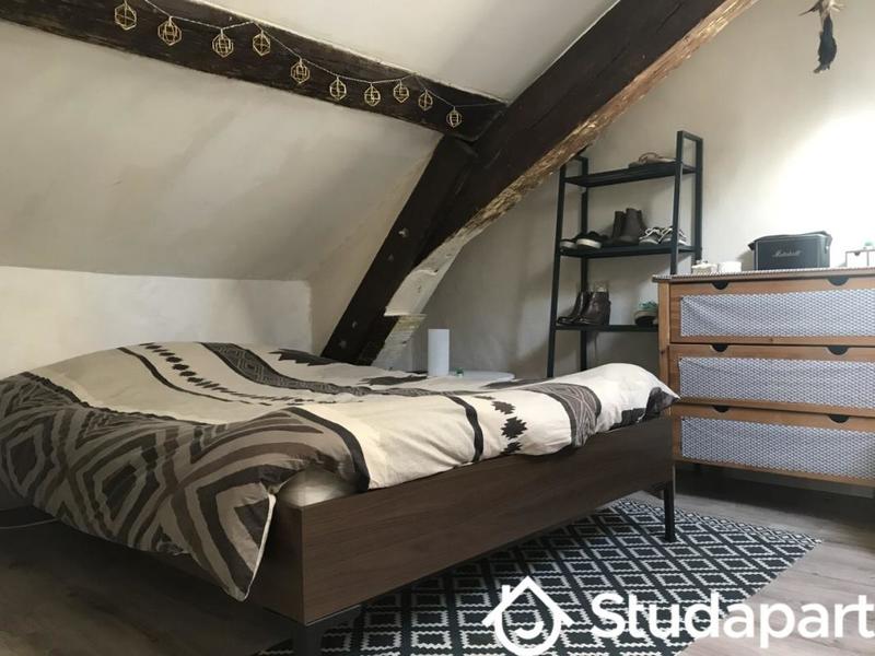 Chambre - 10 m² - 1 pièce