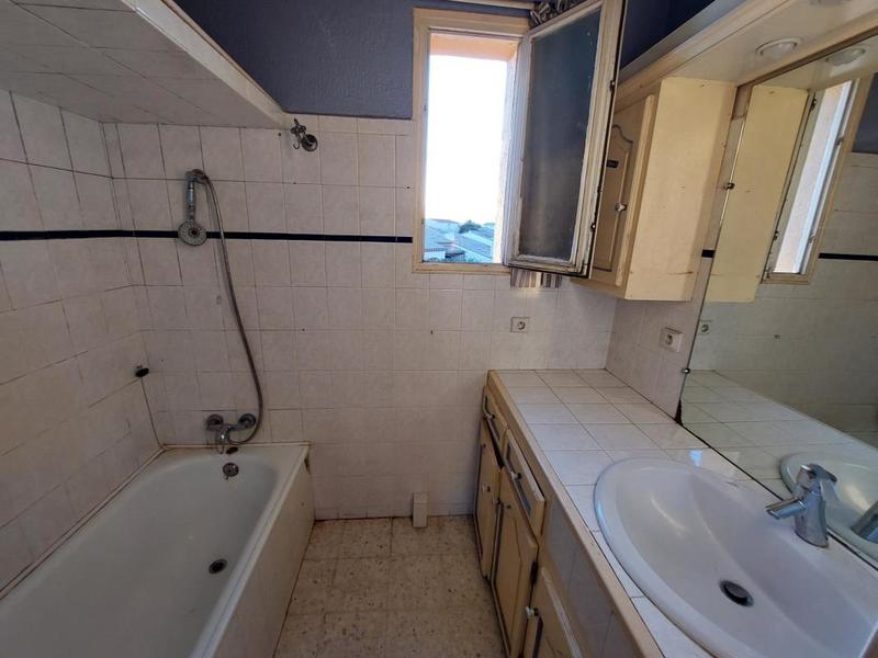 Villa - 90 m² - 4 pièces