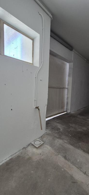 Entrepôt - 252 m² - 4 pièces